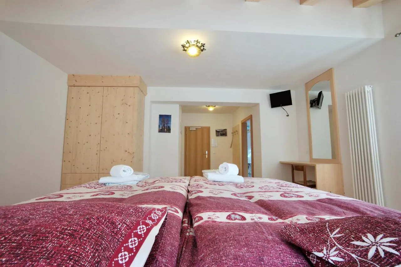 Rifugio Palafavera Zoldo Alto Bed & Breakfast